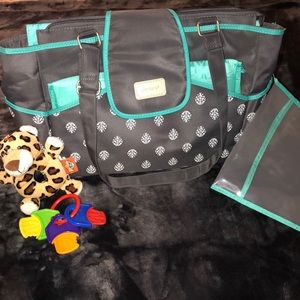 ✨✨BRAND NEW CARTERS BABY BAG✨✨